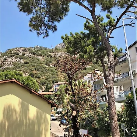 Smyrna Uzuncarsi